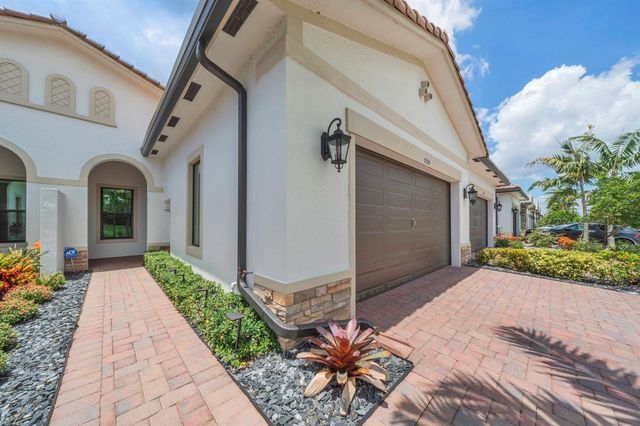 7524 N Blue Spring Drive, Parkland, FL 33067