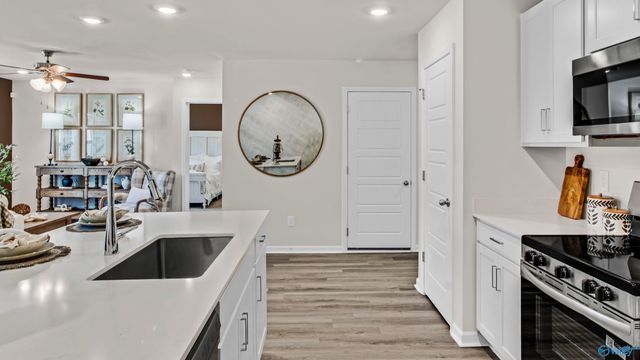 387 Jackson Point Circle B, Huntsville, AL 35811