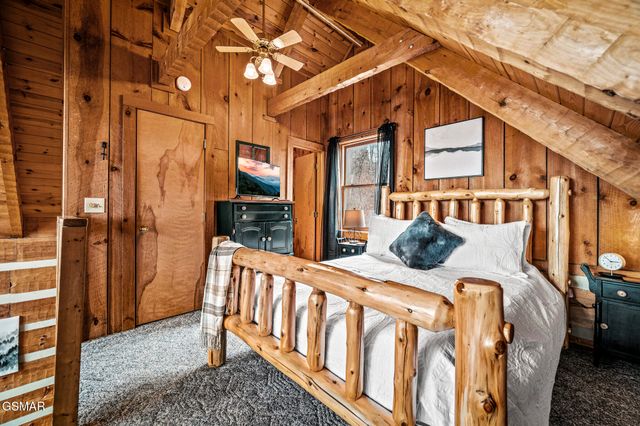 3479 Twin City Way, Pigeon Forge, TN 37863