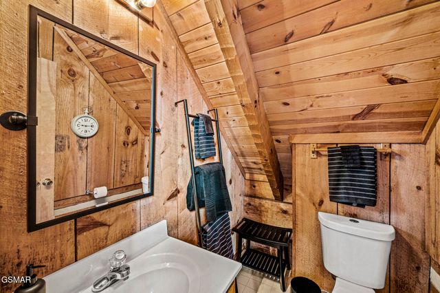 3479 Twin City Way, Pigeon Forge, TN 37863