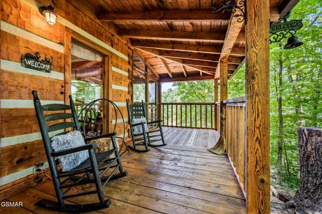 3479 Twin City Way, Pigeon Forge, TN 37863