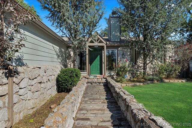 1527 E 50th Street, Tulsa, OK 74105