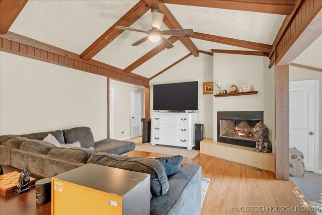 1527 E 50th Street, Tulsa, OK 74105