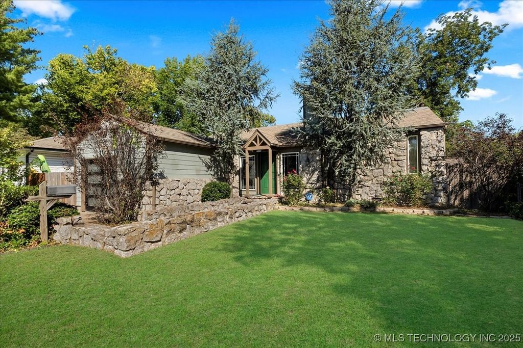 1527 E 50th Street, Tulsa, OK 74105