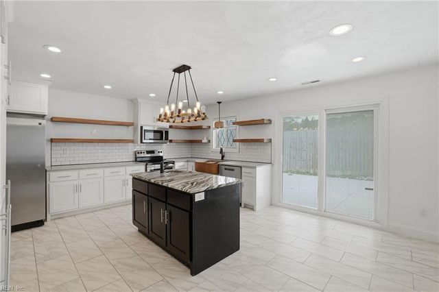 956 Calypso LN, Virginia Beach, VA 23451