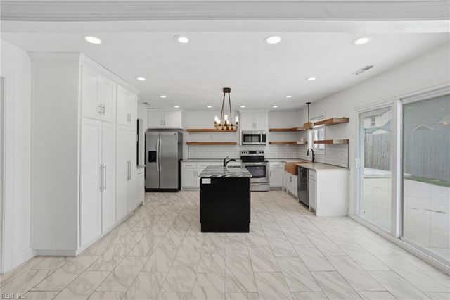 956 Calypso LN, Virginia Beach, VA 23451