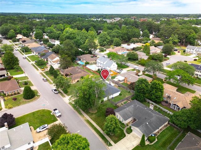 956 Calypso LN, Virginia Beach, VA 23451
