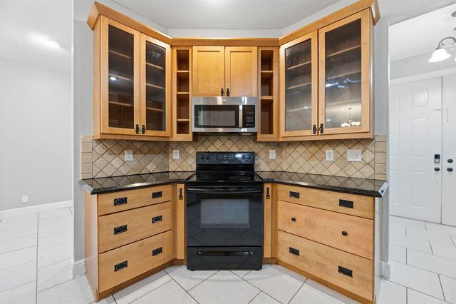 15731 85th Road N, Loxahatchee, FL 33470