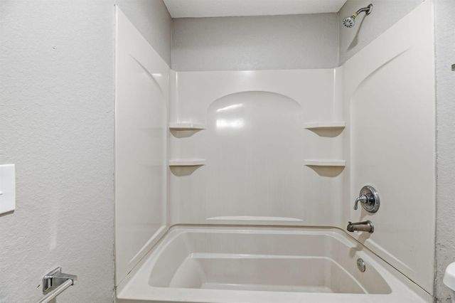 15731 85th Road N, Loxahatchee, FL 33470