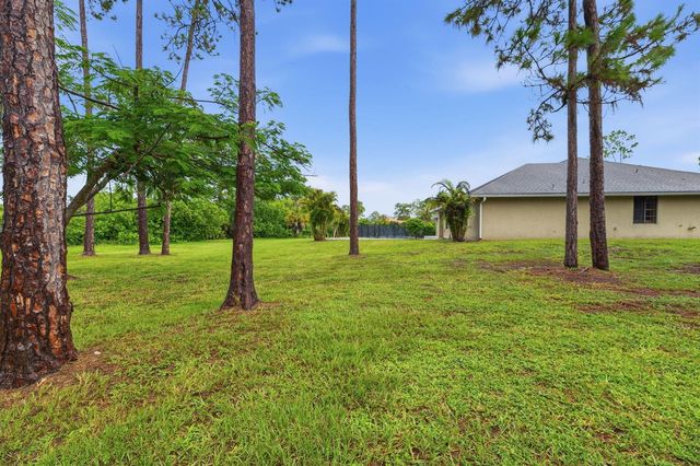 15731 85th Road N, Loxahatchee, FL 33470