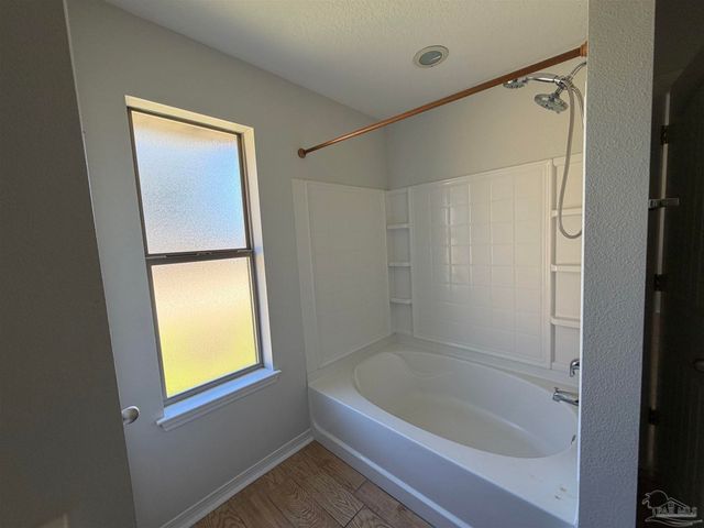 4776 Hilarita Cir, Pace, FL 32571