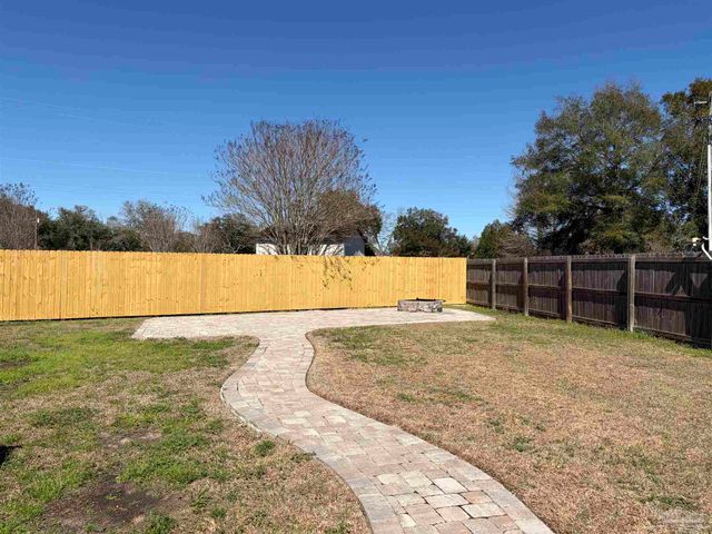 4776 Hilarita Cir, Pace, FL 32571