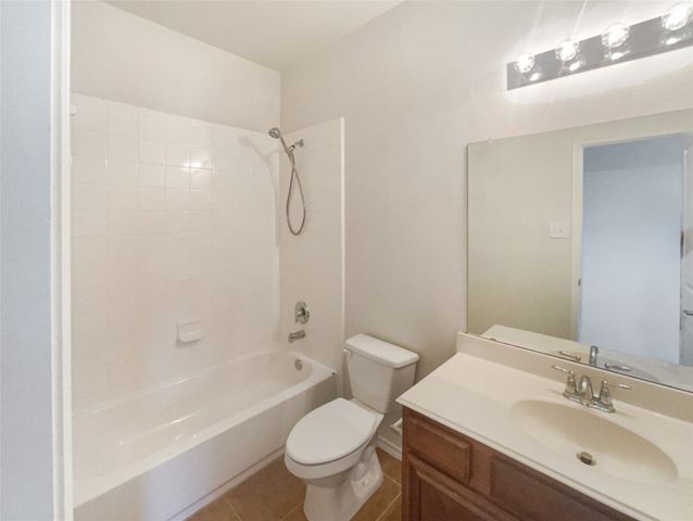 2003 Wagon Trail, Heartland, TX 75126
