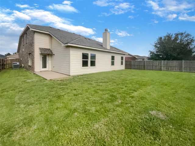 2003 Wagon Trail, Heartland, TX 75126