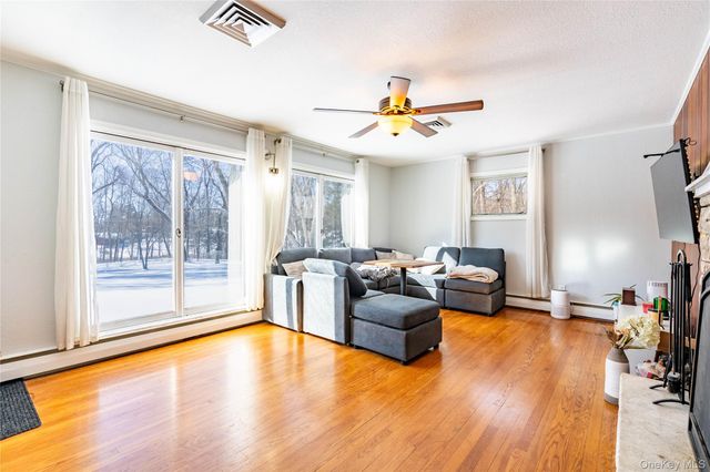 77 Colburn Drive, Poughkeepsie, NY 12603