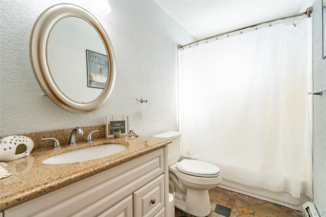 77 Colburn Drive, Poughkeepsie, NY 12603