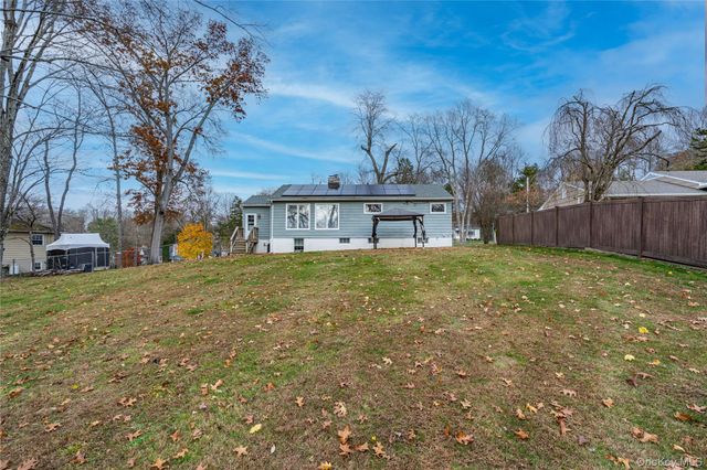 77 Colburn Drive, Poughkeepsie, NY 12603