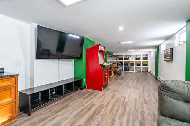 77 Colburn Drive, Poughkeepsie, NY 12603