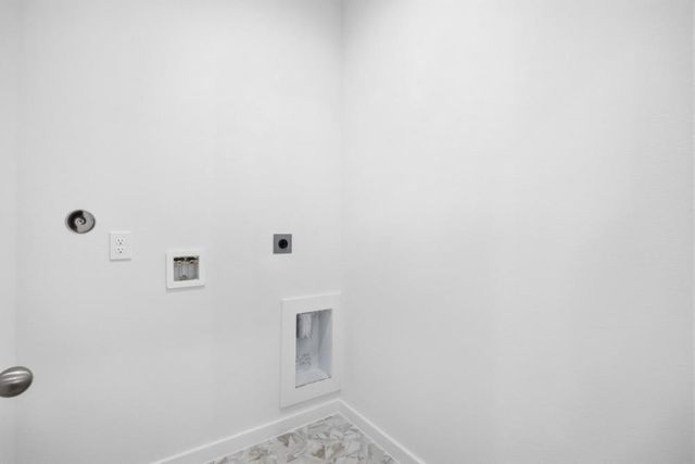 2403 Outpost Canyon Drive, Iowa Colony, TX 77583