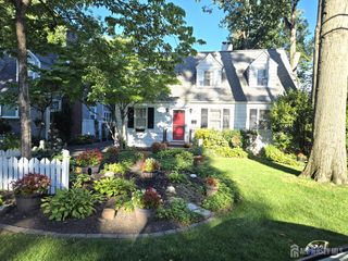 30 McCoy Avenue, Metuchen, NJ 08840