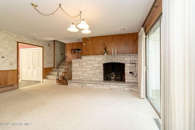 7030 Hickory Ridge Road, Sylvania, OH 43560