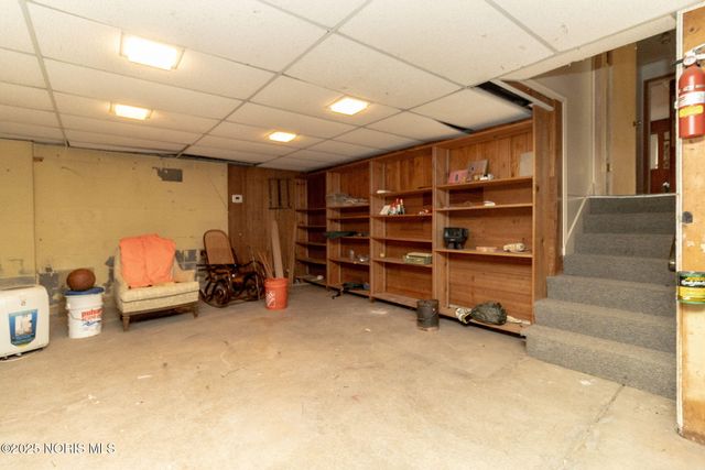 7030 Hickory Ridge Road, Sylvania, OH 43560