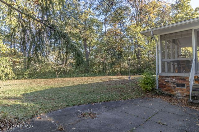 7030 Hickory Ridge Road, Sylvania, OH 43560