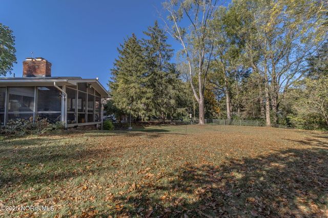 7030 Hickory Ridge Road, Sylvania, OH 43560