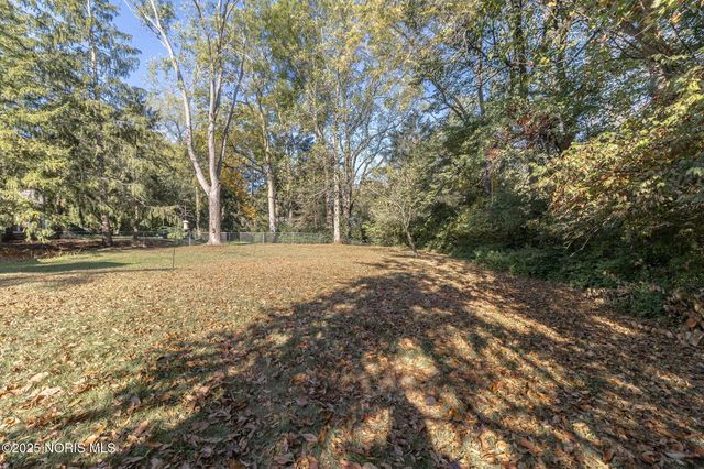 7030 Hickory Ridge Road, Sylvania, OH 43560