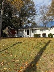 360 Maple NW Avenue, Marietta, GA 30064