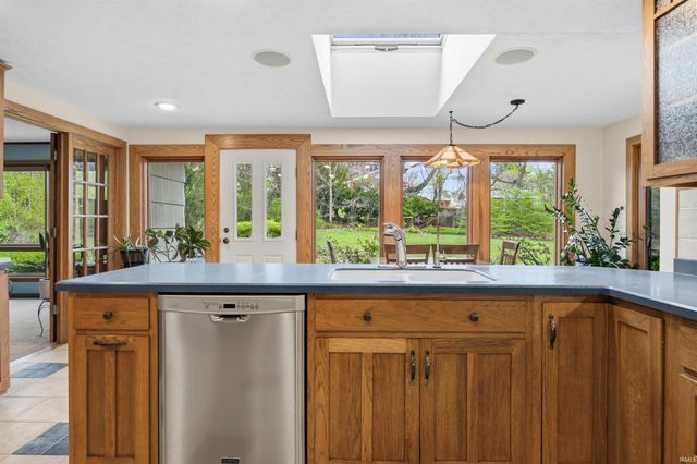 105 Drury Lane, West Lafayette, IN 47906