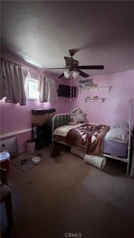 635 Acacia Dr, Crestline, CA 92325