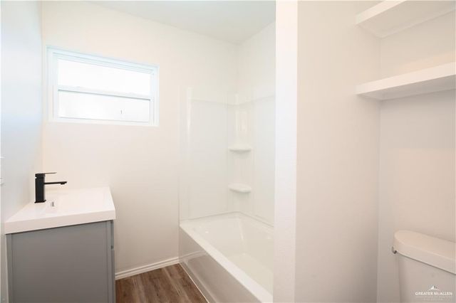 802 Redwood Avenue 2, Mcallen, TX 78501