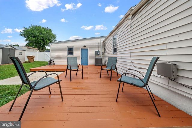 45 YALE AVE, New Castle, DE 19720
