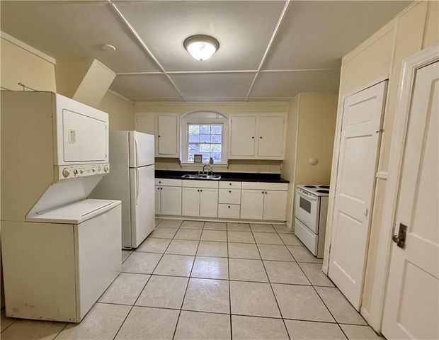 552 Glenwood Street, Mobile, AL 36606