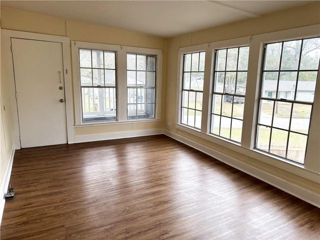 552 Glenwood Street, Mobile, AL 36606