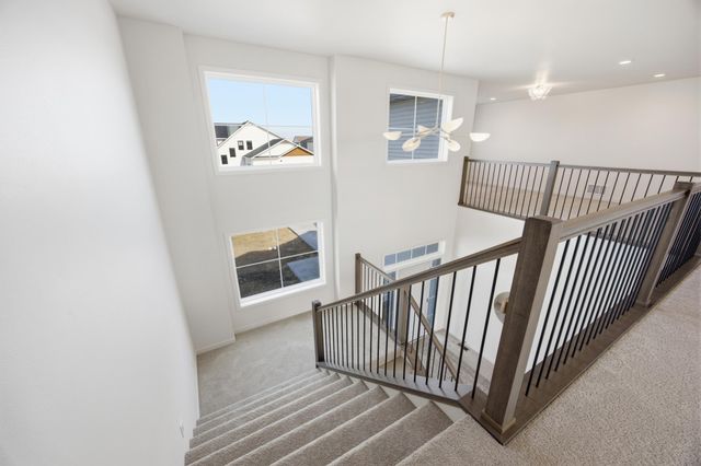 1572 75th Avenue S, Fargo, ND 58104