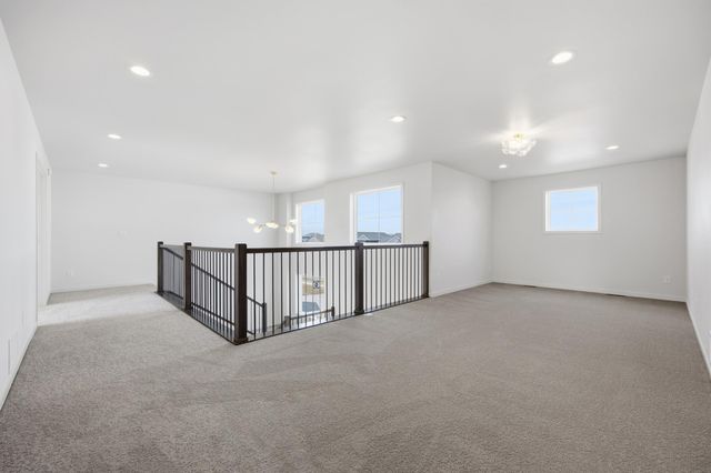 1572 75th Avenue S, Fargo, ND 58104