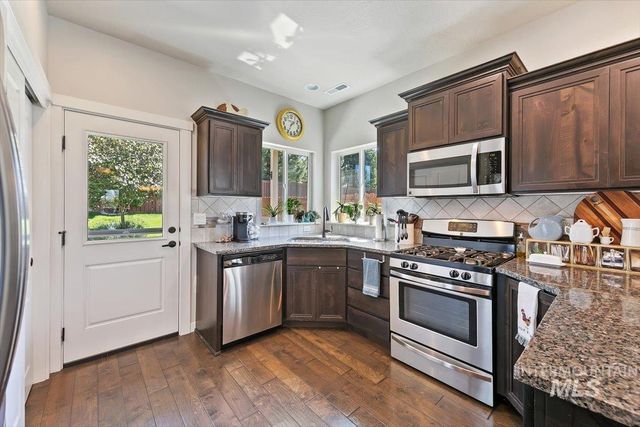 4638 N Bright Angel, Meridian, ID 83646