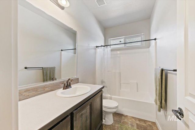 4638 N Bright Angel, Meridian, ID 83646