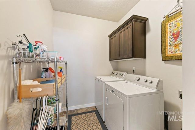 4638 N Bright Angel, Meridian, ID 83646