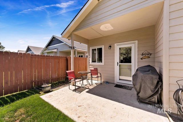 4638 N Bright Angel, Meridian, ID 83646