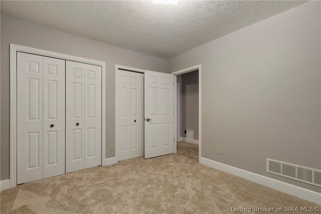 4640 Edwardsville Galena Road, Floyds Knobs, IN 47119