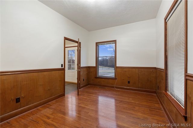 4640 Edwardsville Galena Road, Floyds Knobs, IN 47119