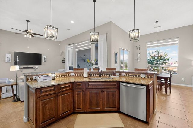 7201 Hapsburg Road NE, Rio Rancho, NM 87144