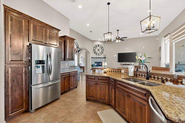 7201 Hapsburg Road NE, Rio Rancho, NM 87144