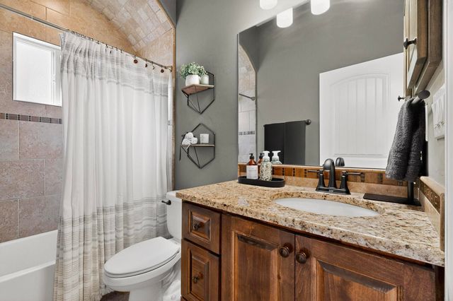 7201 Hapsburg Road NE, Rio Rancho, NM 87144