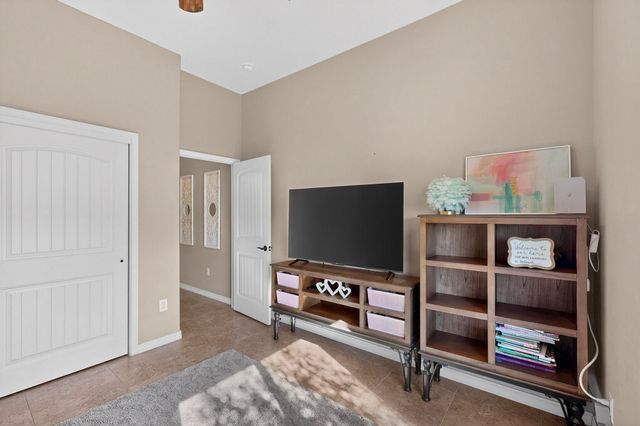 7201 Hapsburg Road NE, Rio Rancho, NM 87144