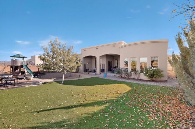 7201 Hapsburg Road NE, Rio Rancho, NM 87144