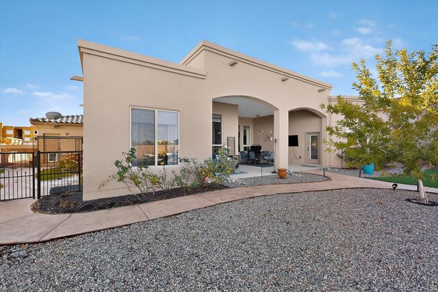 7201 Hapsburg Road NE, Rio Rancho, NM 87144